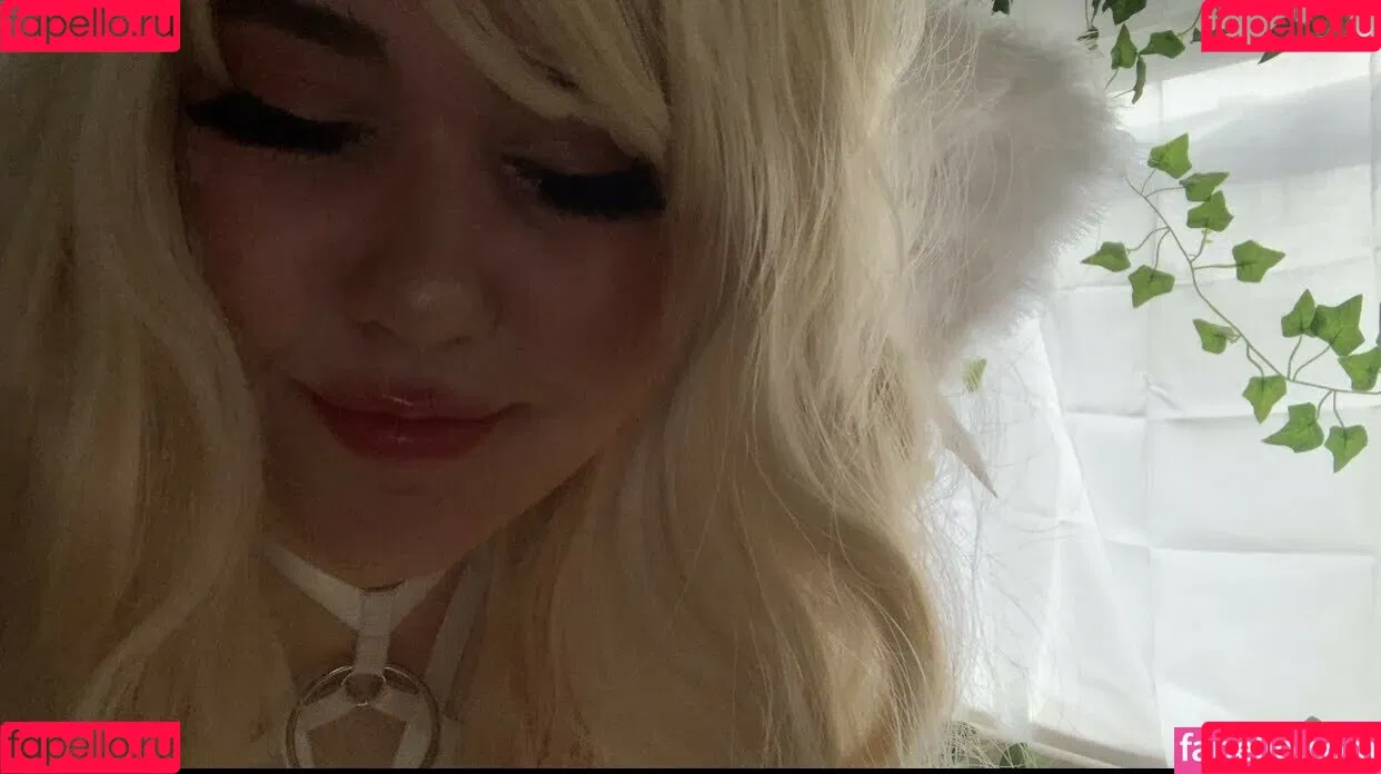 Moyumii Onlyfans Photo Gallery 