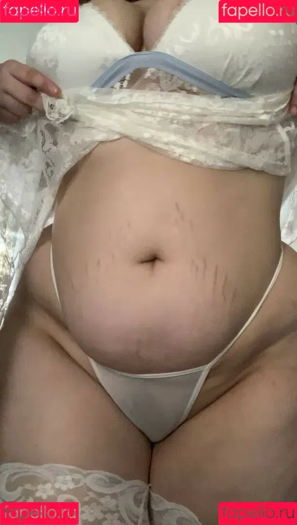 Moyumii Onlyfans Photo Gallery 