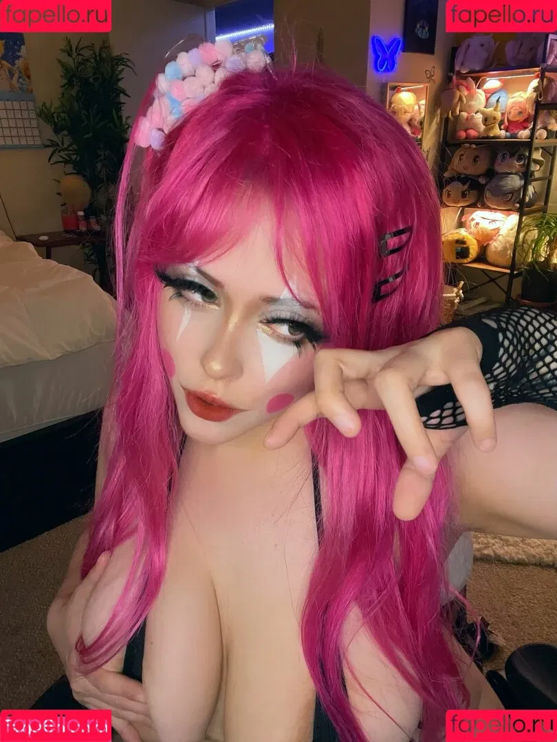 Moyumii Onlyfans Photo Gallery 