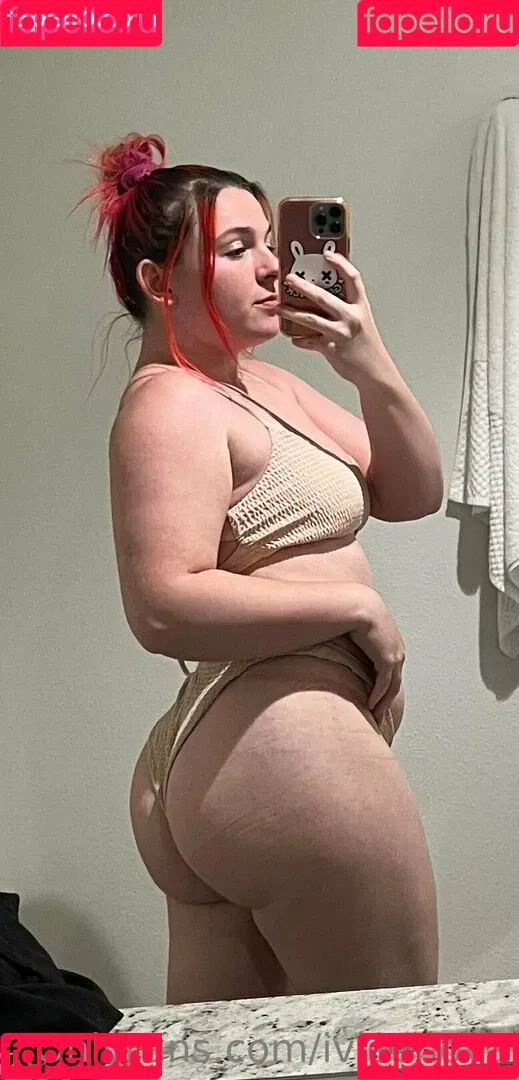 Ivieenova Onlyfans Photo Gallery 
