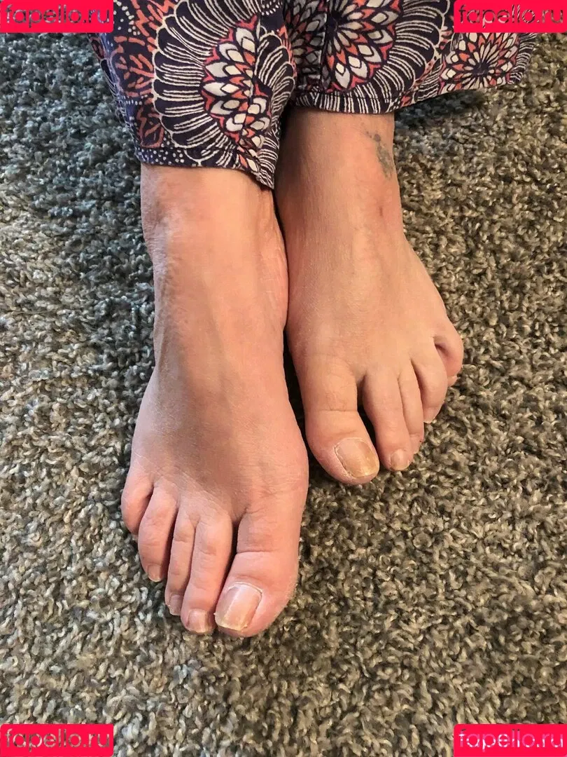ajonesfeet Onlyfans Photo Gallery 