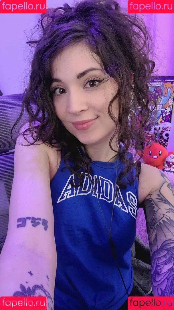 MelonieMac Onlyfans Photo Gallery 