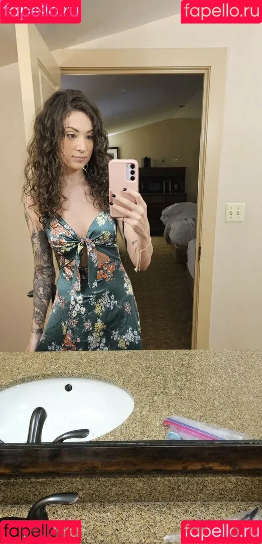 MelonieMac Onlyfans Photo Gallery 
