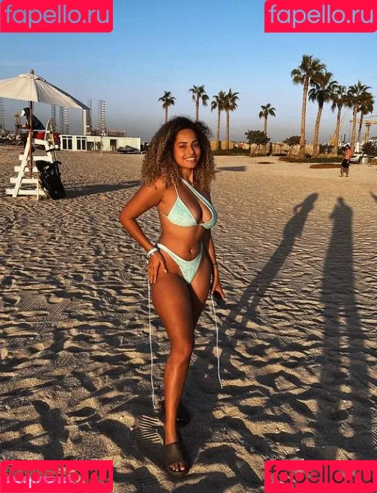 Amber Gill Onlyfans Photo Gallery 