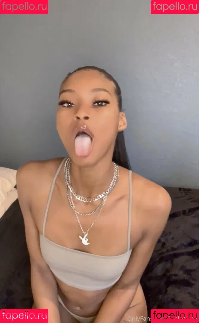 islabizaxxx Onlyfans Photo Gallery 