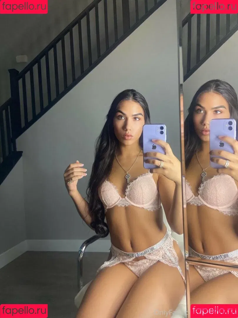 islabizaxxx Onlyfans Photo Gallery 