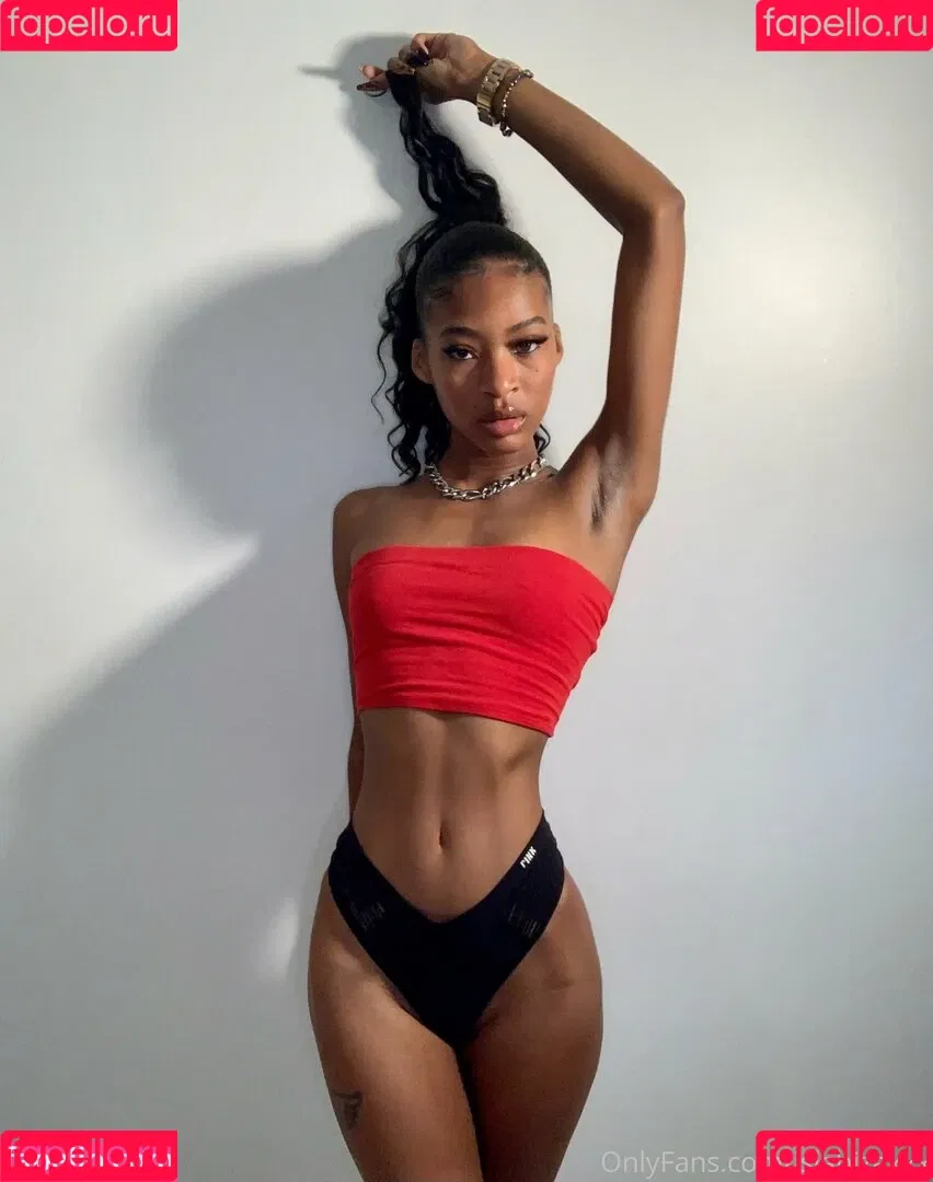 islabizaxxx Onlyfans Photo Gallery 