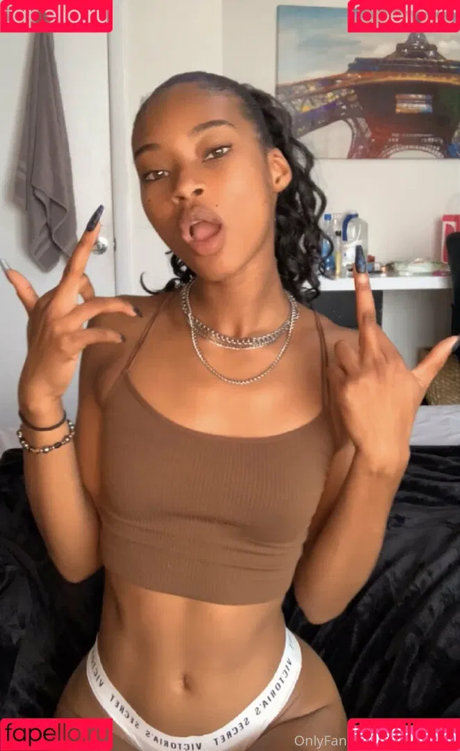 islabizaxxx Onlyfans Photo Gallery 