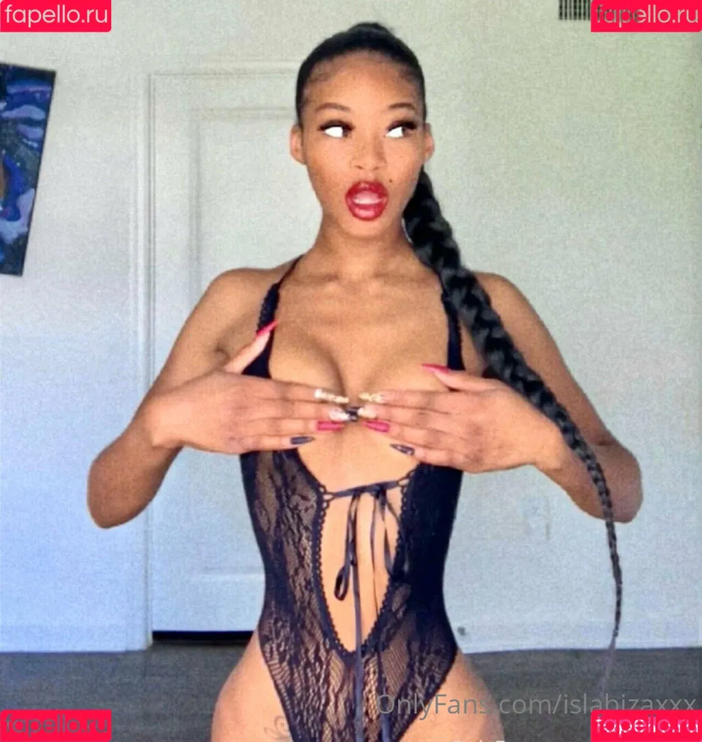 islabizaxxx Onlyfans Photo Gallery 