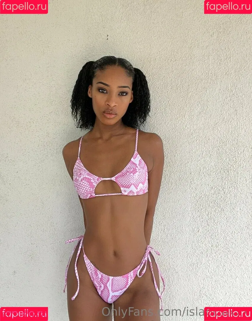 islabizaxxx Onlyfans Photo Gallery 