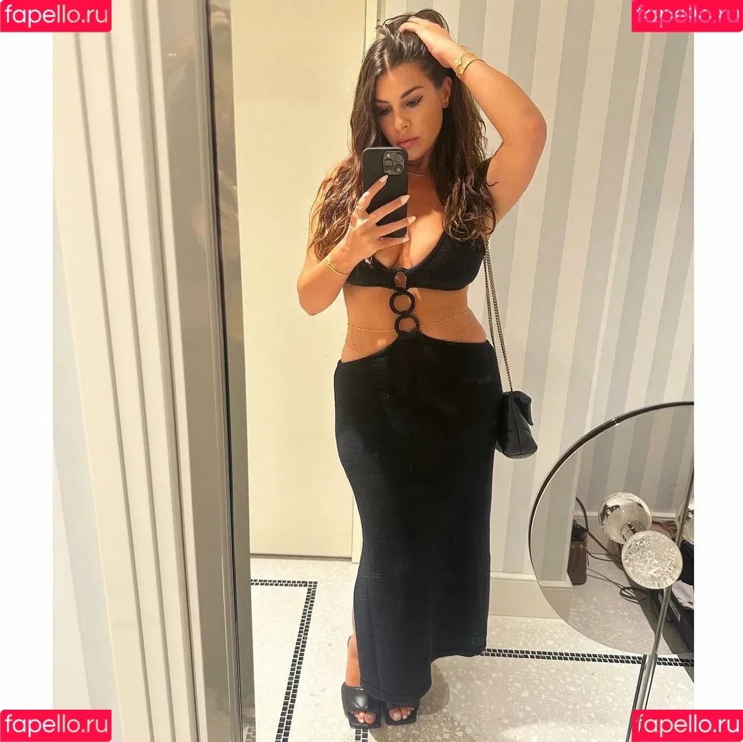 Imogen Thomas Onlyfans Photo Gallery 