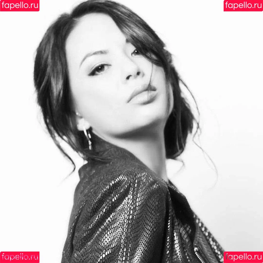 Janel Parrish Onlyfans Photo Gallery 