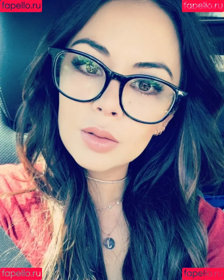 Janel Parrish Onlyfans Photo Gallery 