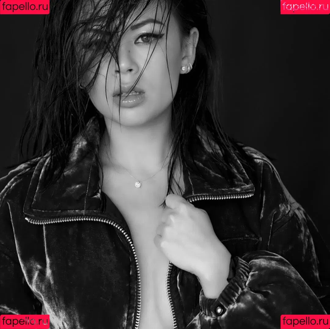 Janel Parrish Onlyfans Photo Gallery 