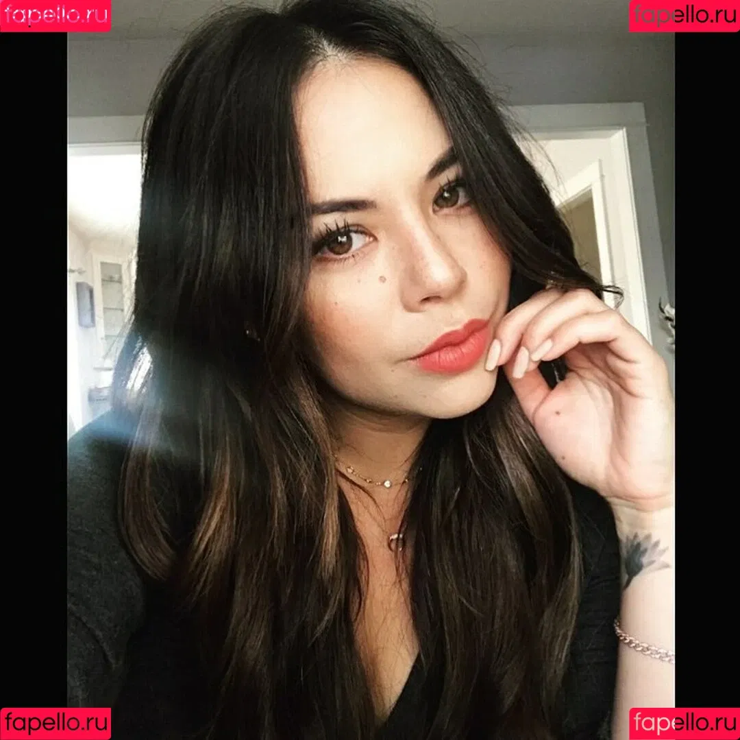 Janel Parrish Onlyfans Photo Gallery 