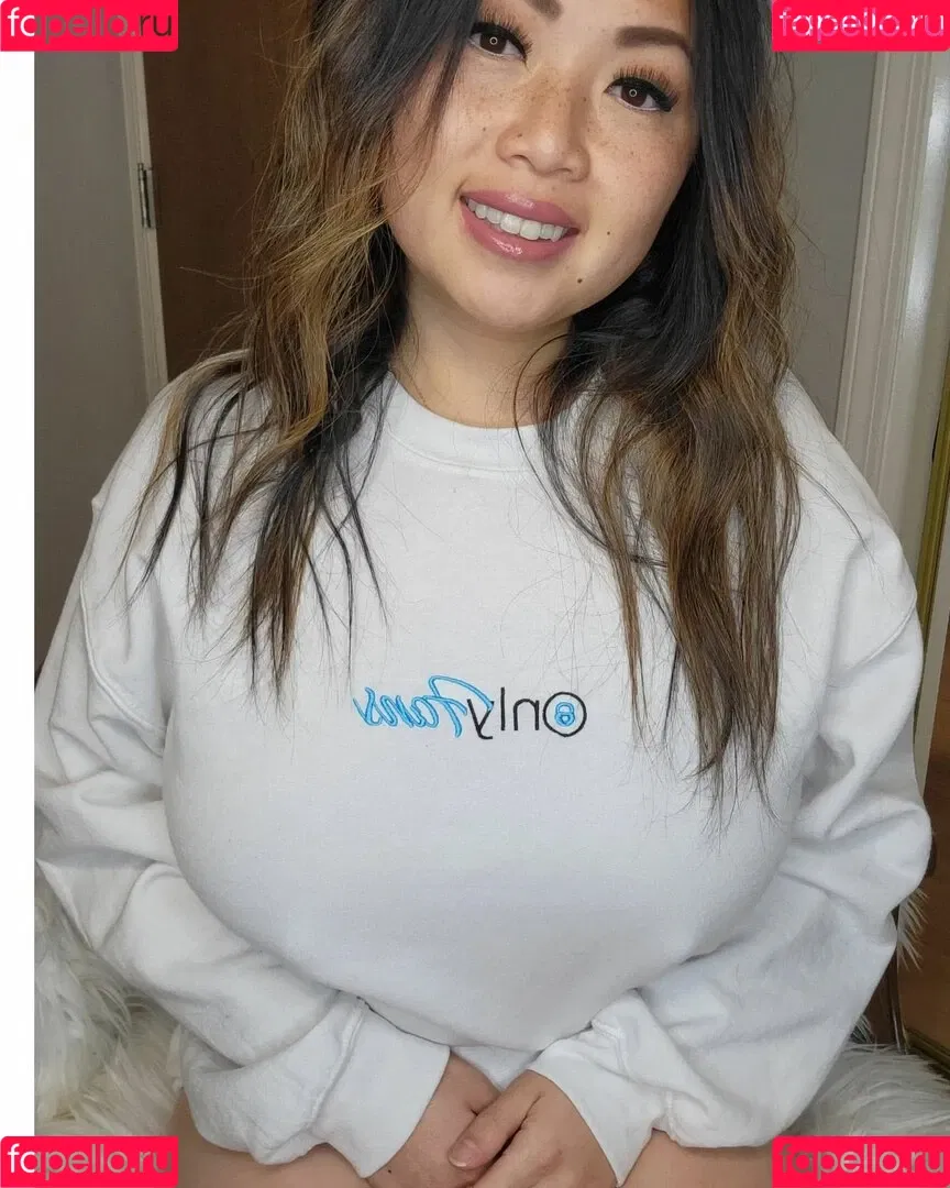 Miss Jee Yung Onlyfans Photo Gallery 