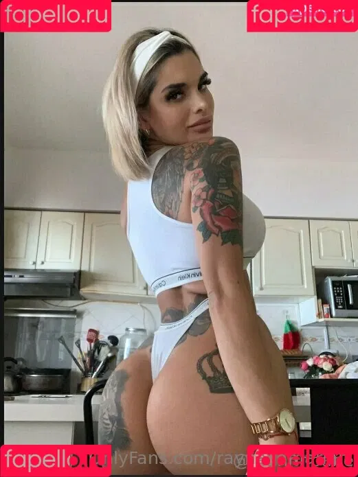 raynellemariah Onlyfans Photo Gallery 