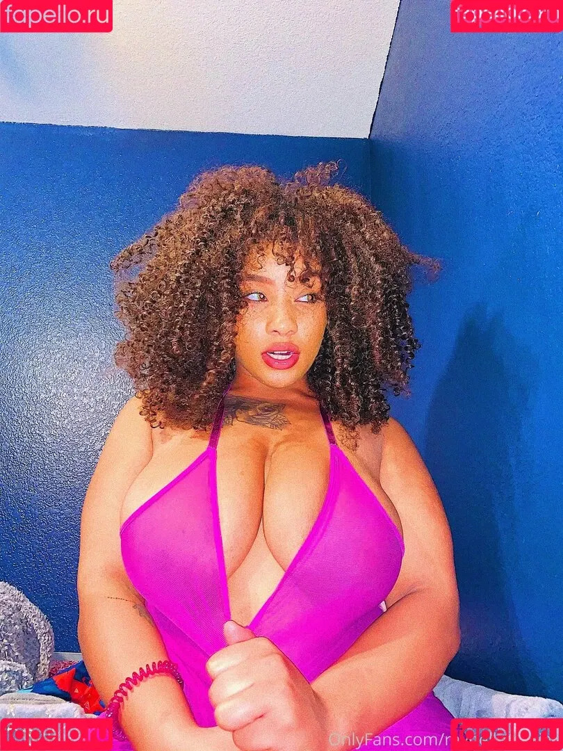 raynellemariah Onlyfans Photo Gallery 