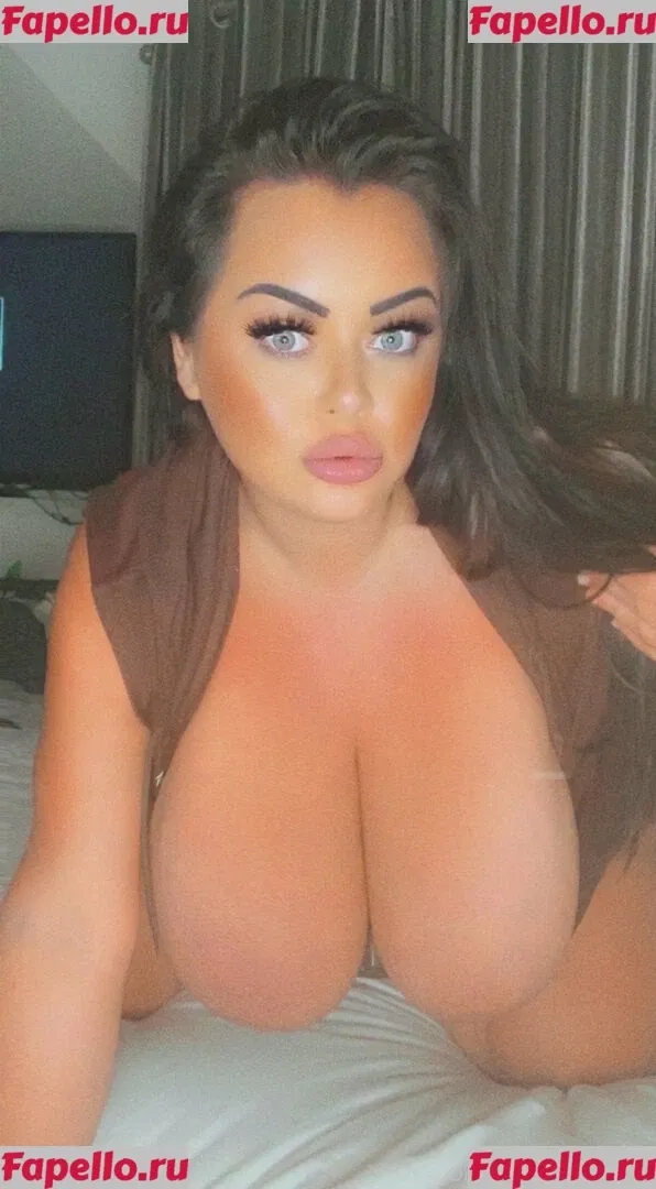 curvykb Onlyfans Photo Gallery 