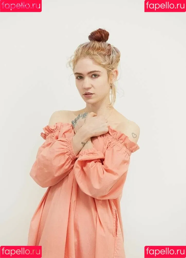 Grimes Onlyfans Photo Gallery 