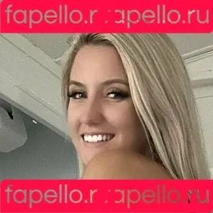 KhloeeSmithhh Onlyfans Photo Gallery 
