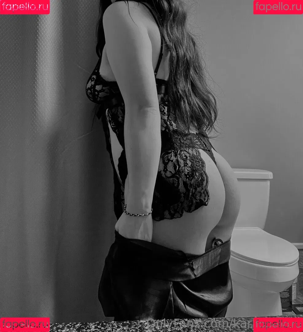 emswrldxo Onlyfans Photo Gallery 
