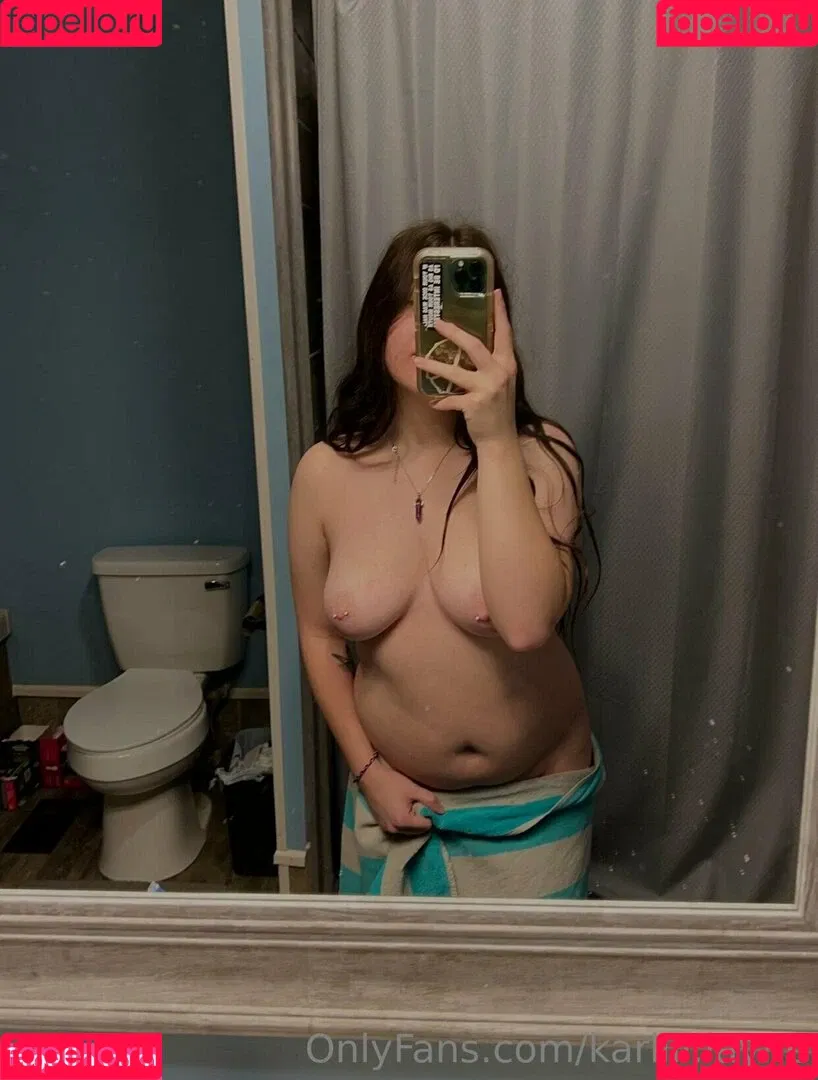 emswrldxo Onlyfans Photo Gallery 
