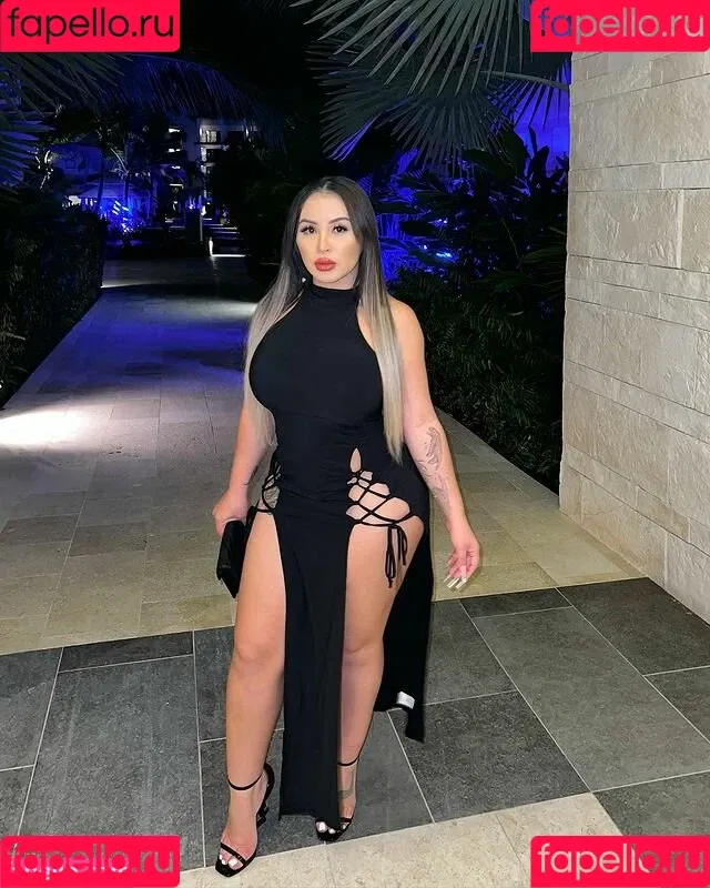 vickylicious Onlyfans Photo Gallery 