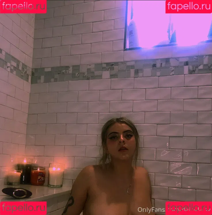dailydaisy Onlyfans Photo Gallery 