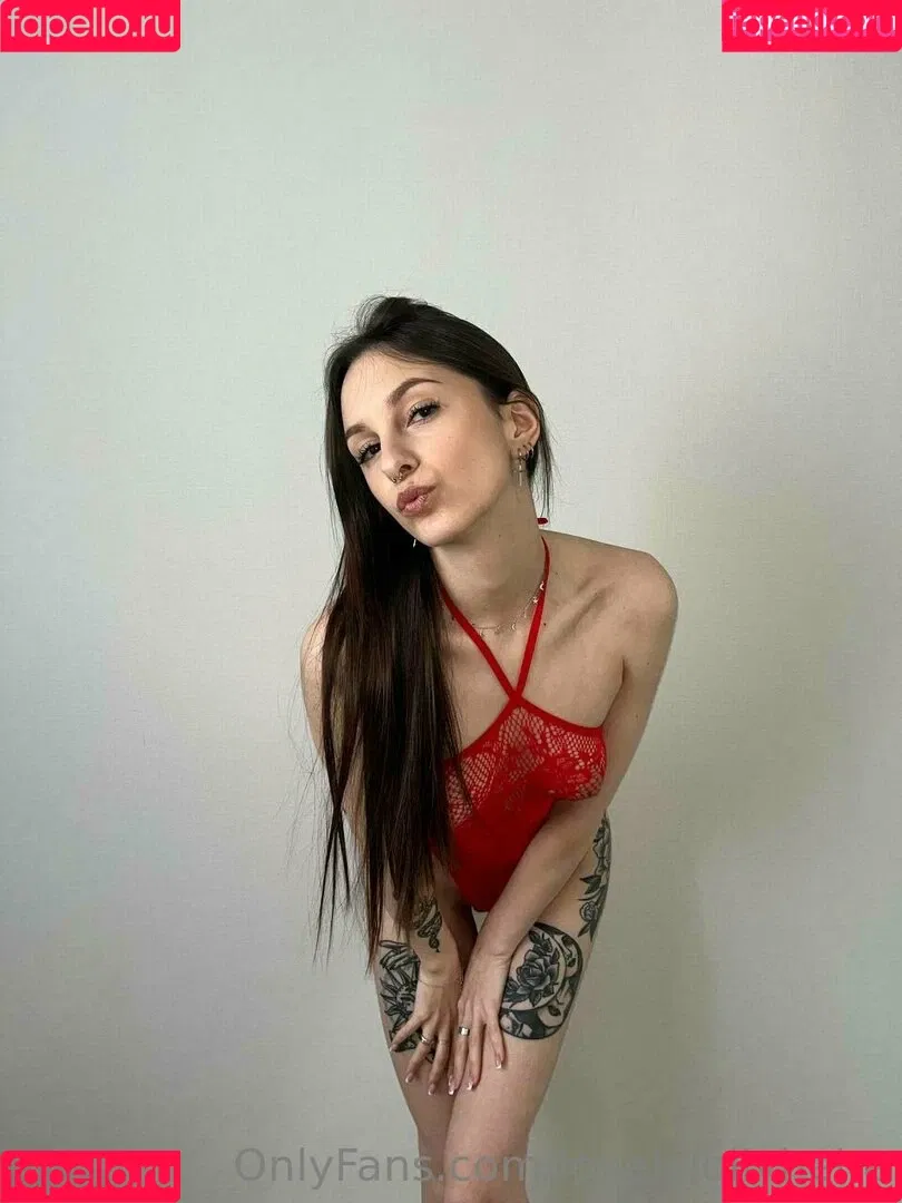 novaseren Onlyfans Photo Gallery 