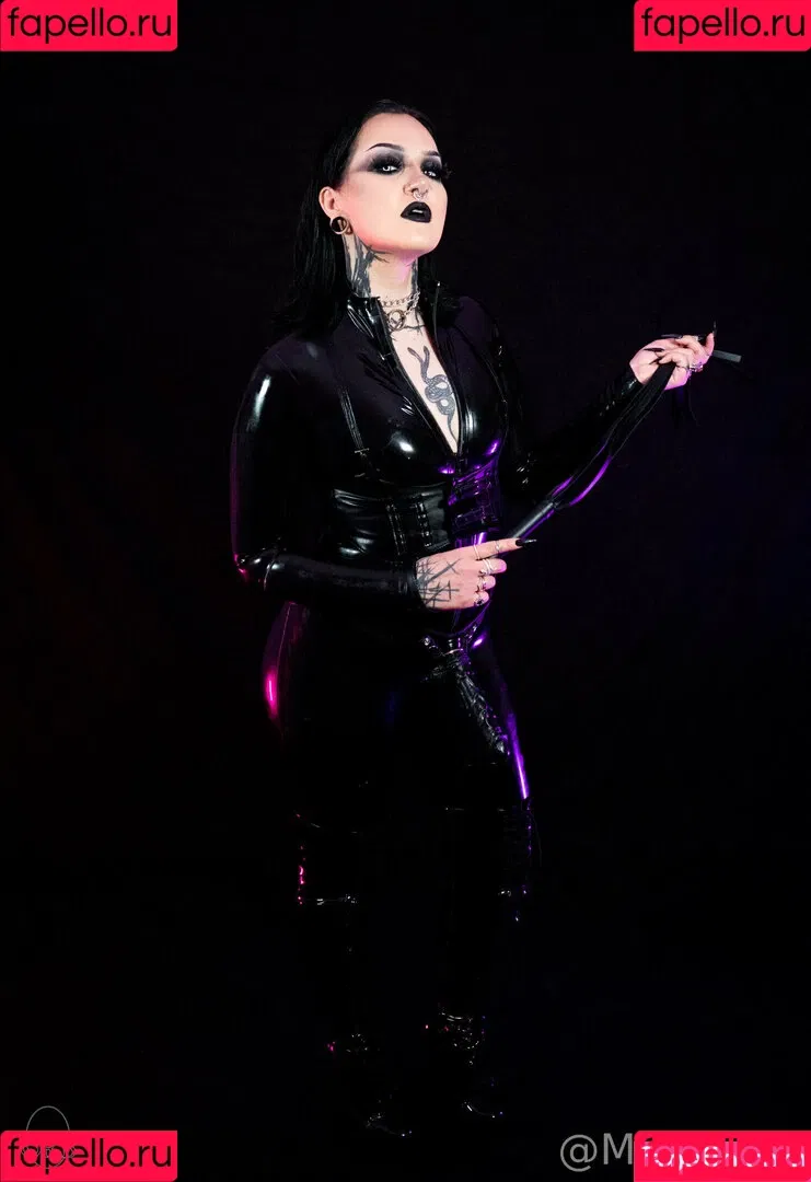 misseviliafree Onlyfans Photo Gallery 