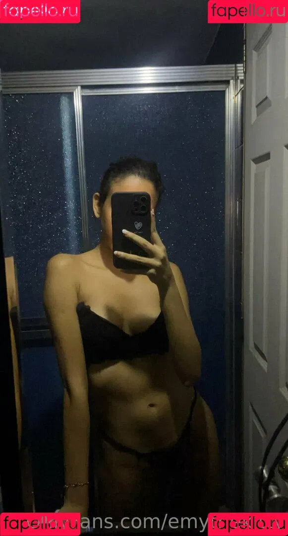 emythekitty Onlyfans Photo Gallery 