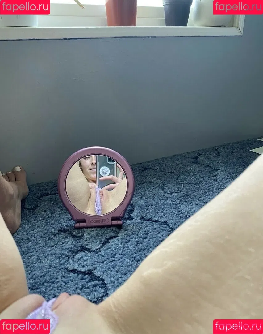 lavenderalien Onlyfans Photo Gallery 