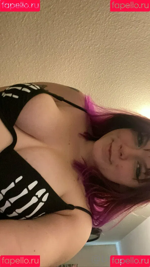 bbygirlviv Onlyfans Photo Gallery 