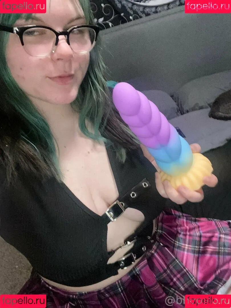 bbygirlviv Onlyfans Photo Gallery 