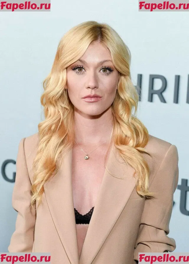 Katherine McNamara Onlyfans Photo Gallery 