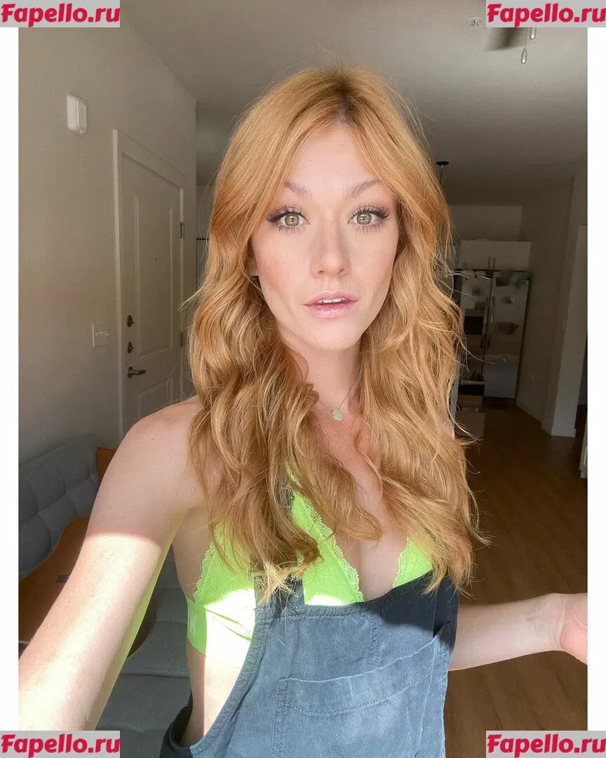 Katherine McNamara Onlyfans Photo Gallery 