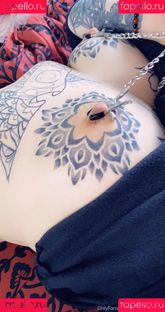 gothicc-bimbo Onlyfans Photo Gallery 