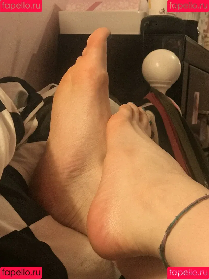 Hahahahelp_me Onlyfans Photo Gallery 