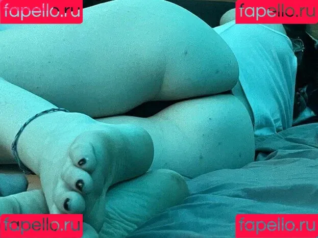 Hahahahelp_me Onlyfans Photo Gallery 