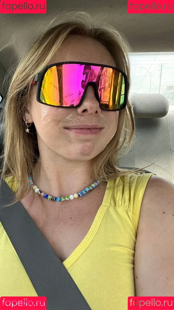 CosmicKitti Onlyfans Photo Gallery 