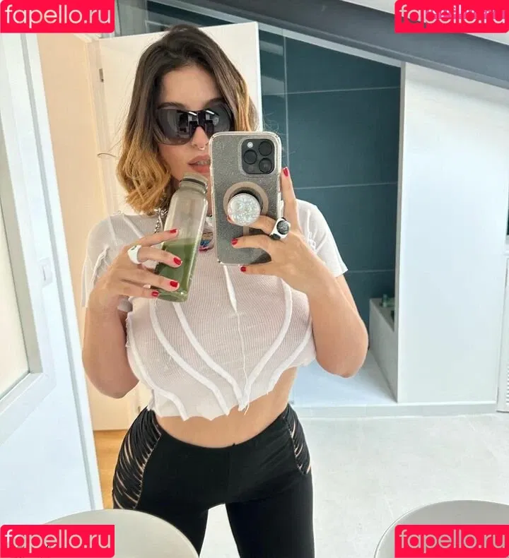 Lasirena69 Onlyfans Photo Gallery 