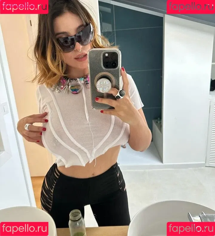 Lasirena69 Onlyfans Photo Gallery 