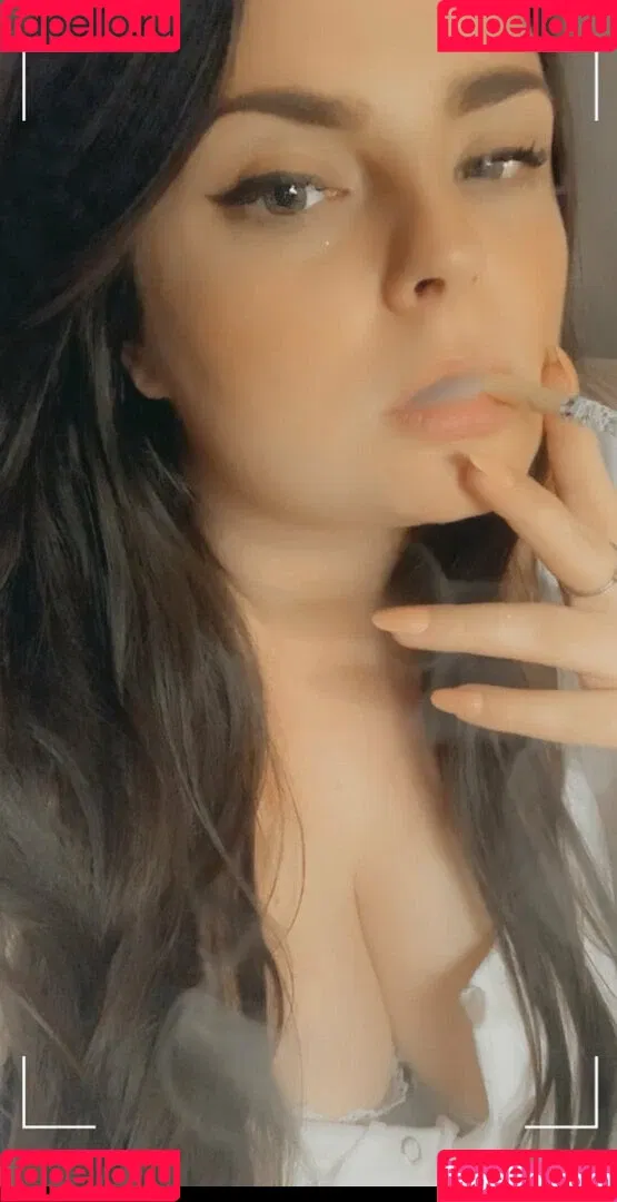scarletjames301 Onlyfans Photo Gallery 