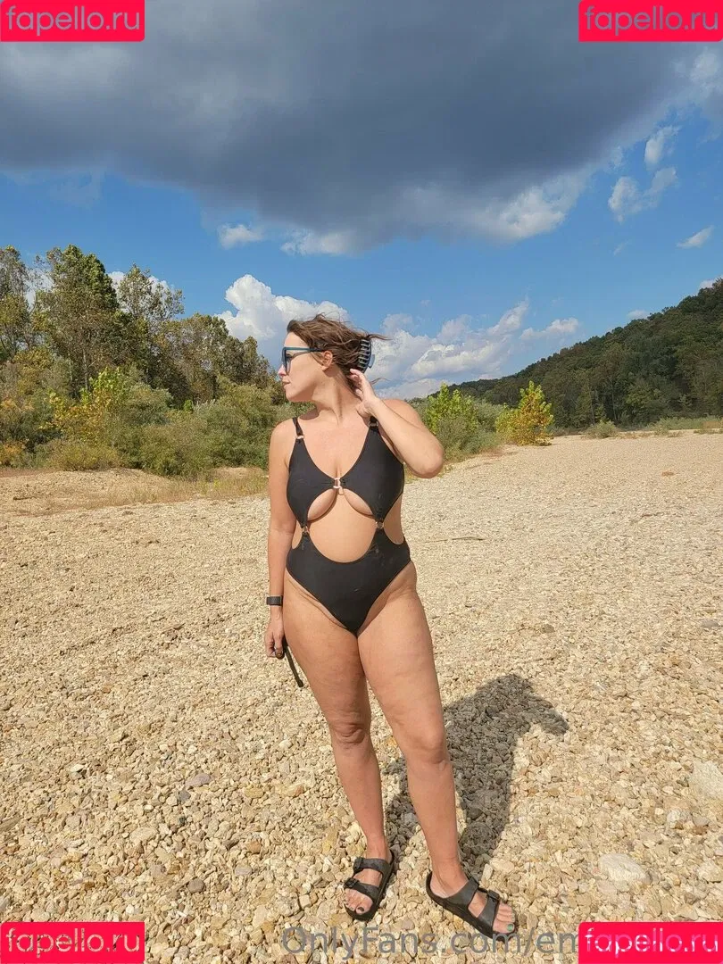 emgaudy3 Onlyfans Photo Gallery 