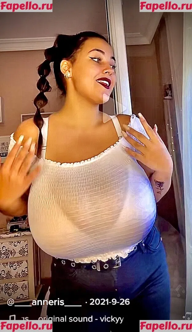 Anneris18 Onlyfans Photo Gallery 