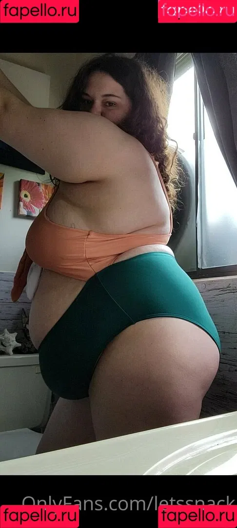letssnack Onlyfans Photo Gallery 