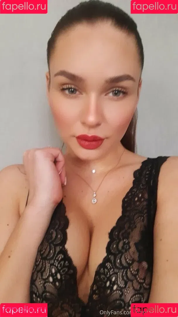 Elish_blossom Onlyfans Photo Gallery 