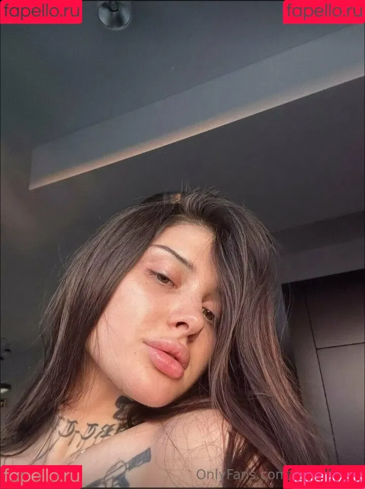 meshtiish Onlyfans Photo Gallery 