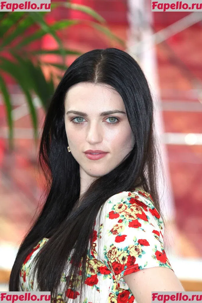 Katie McGrath Onlyfans Photo Gallery 